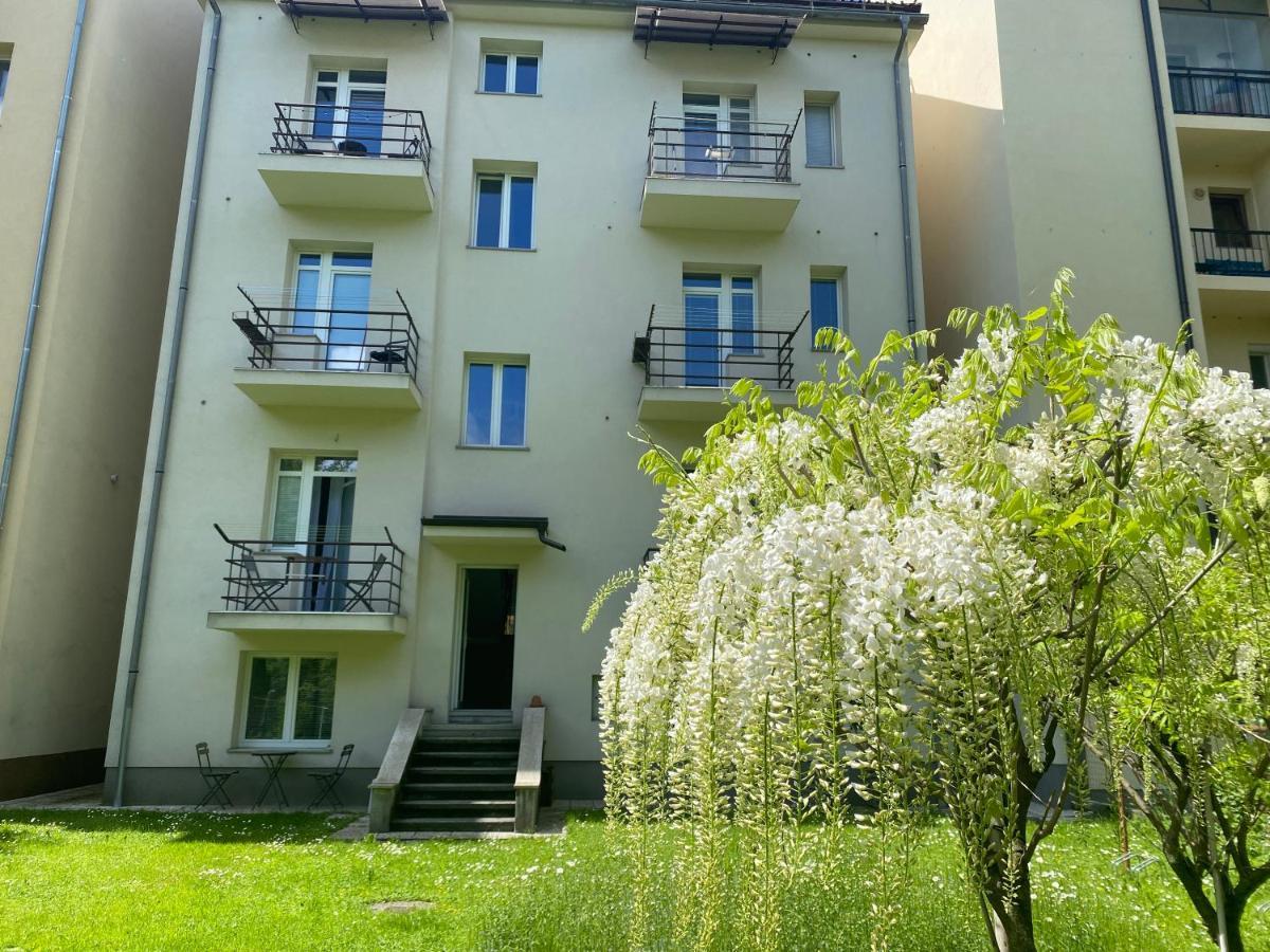 Boennium Apartments Green Oasis Ljubljana Bagian luar foto